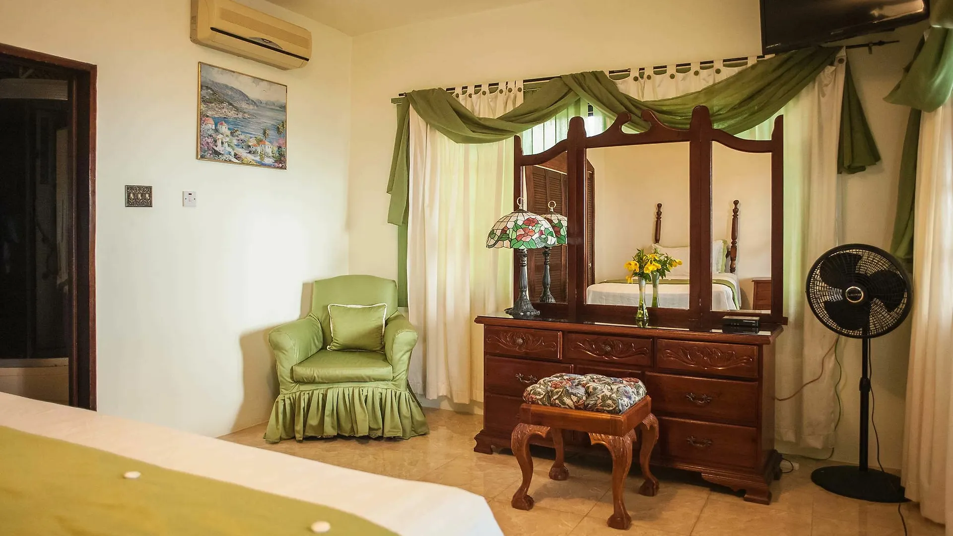 Clarridge Hall Guesthouse Montego Bay Villa